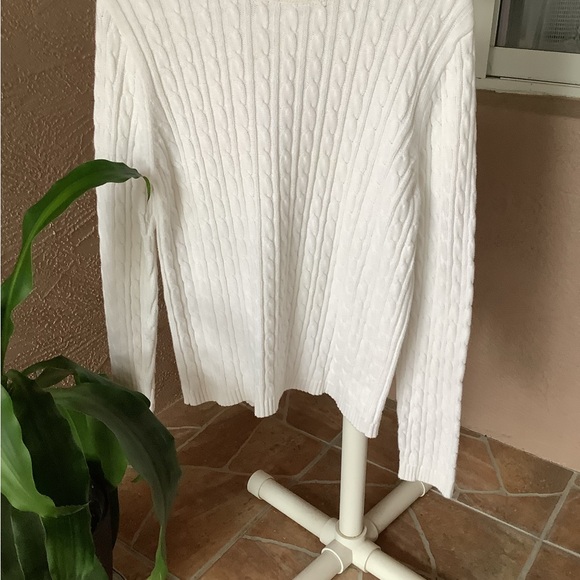 Sweater ribbed white long sleeves size L  in great shape stretches .💕💕 - Picture 3 of 8